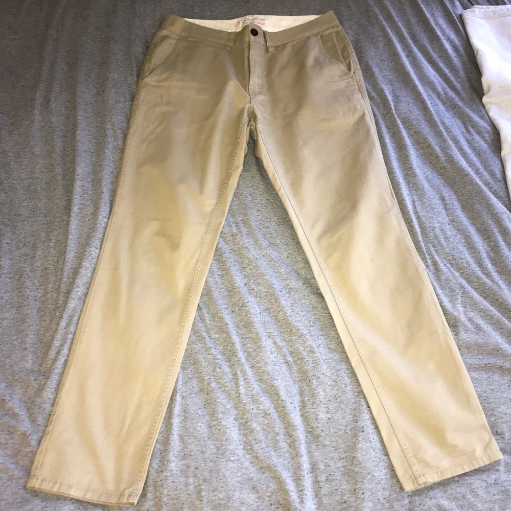 Men’s slim fit chinos